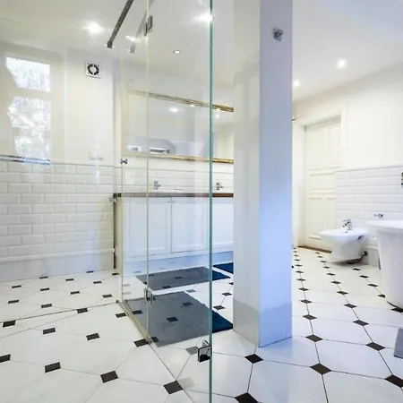 Villa For 14 People - Fully Renovated 2025 - 450m2 *