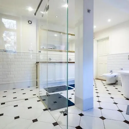 Leśna Pod Warszawą Jacuzzi, Sauna, Kominek, Sport&joga Willa