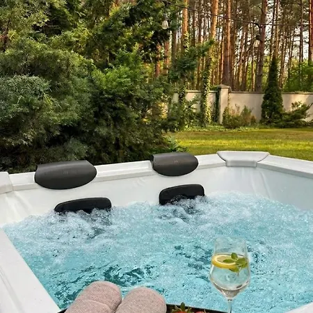 Lesna Pod Warszawa Jacuzzi, Sauna, Kominek, Sport & Joga Vila