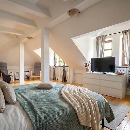 Lesna Pod Warszawa Jacuzzi, Sauna, Kominek, Sport & Joga * Konstancin-Jeziorna